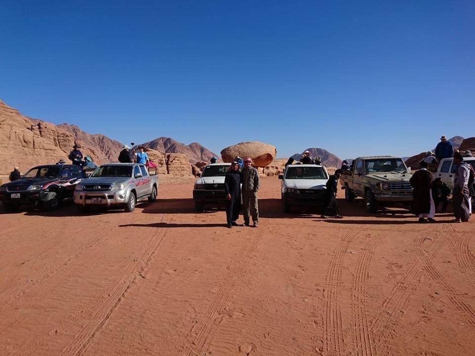 Отель Zawaideh Desert Camp Вади-Рам Экстерьер фото