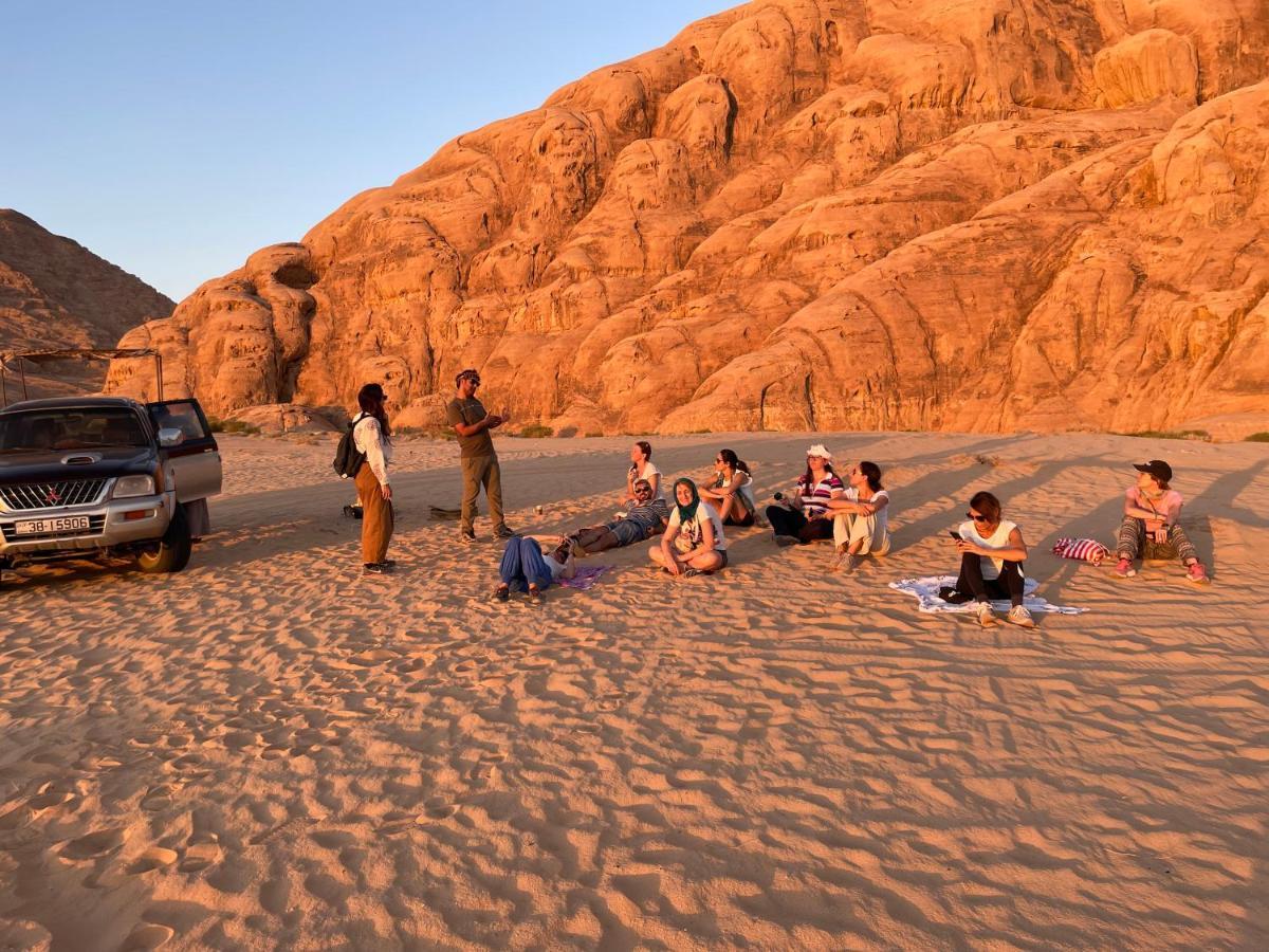 Отель Zawaideh Desert Camp Вади-Рам Экстерьер фото