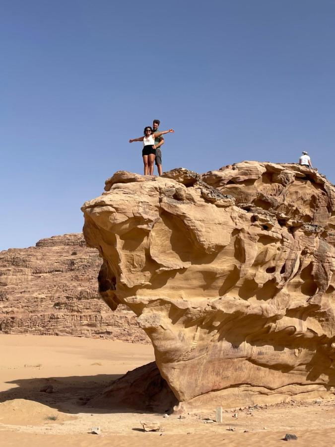 Отель Zawaideh Desert Camp Вади-Рам Экстерьер фото